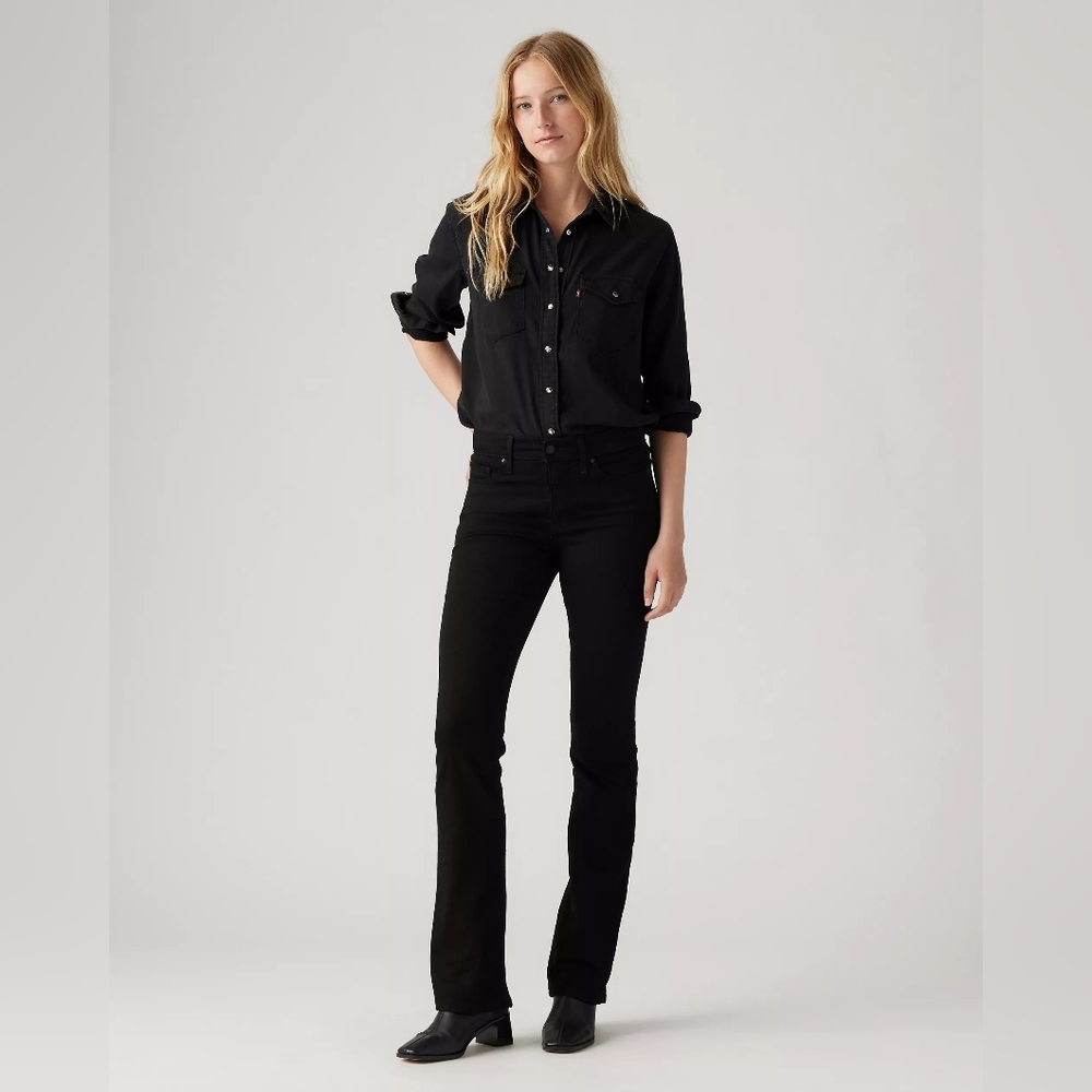 Women's Levi's 315 Shaping Bootcut in Soft Black